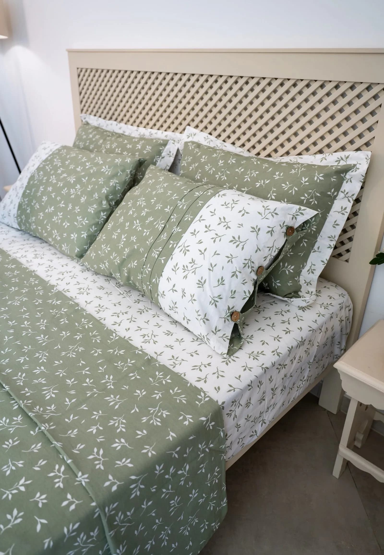 Parure de Lit 100% Coton « Olivia » Végétal Épuré (Pack 6 Pièces) | A la Page